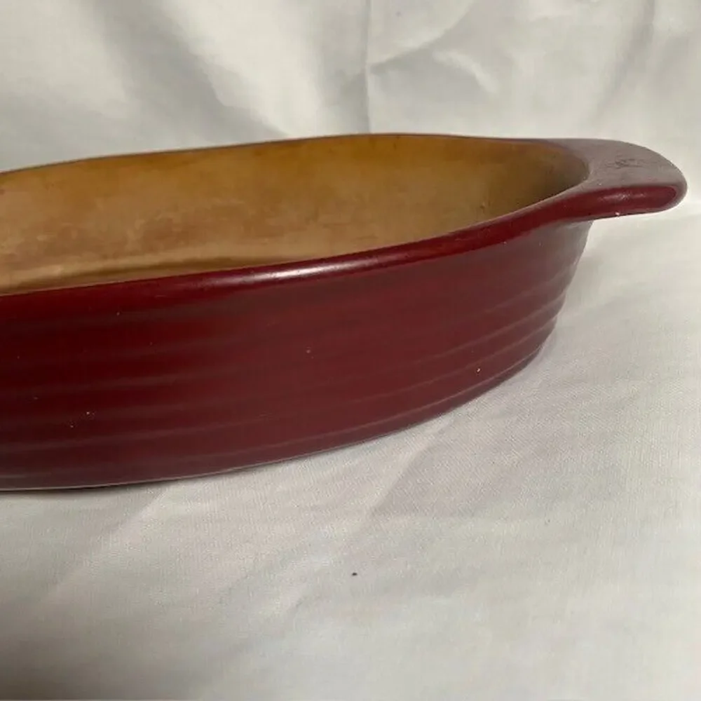 PAMPERED CHEF Family Heritage Stoneware Cranberry Red Oval Baker 8.5 x 13.5